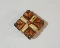 عکس قندان چوبی گره چینی 10*10