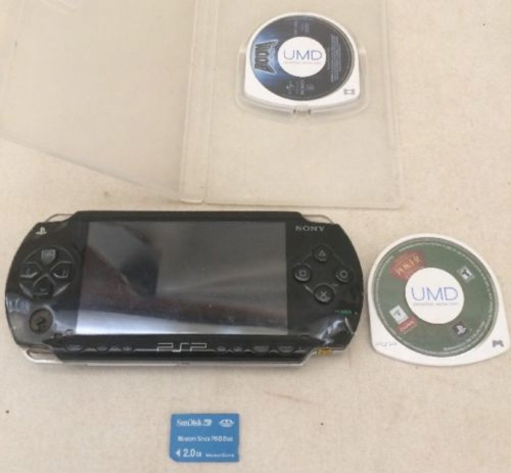 دستگاه بازی PSP 1001