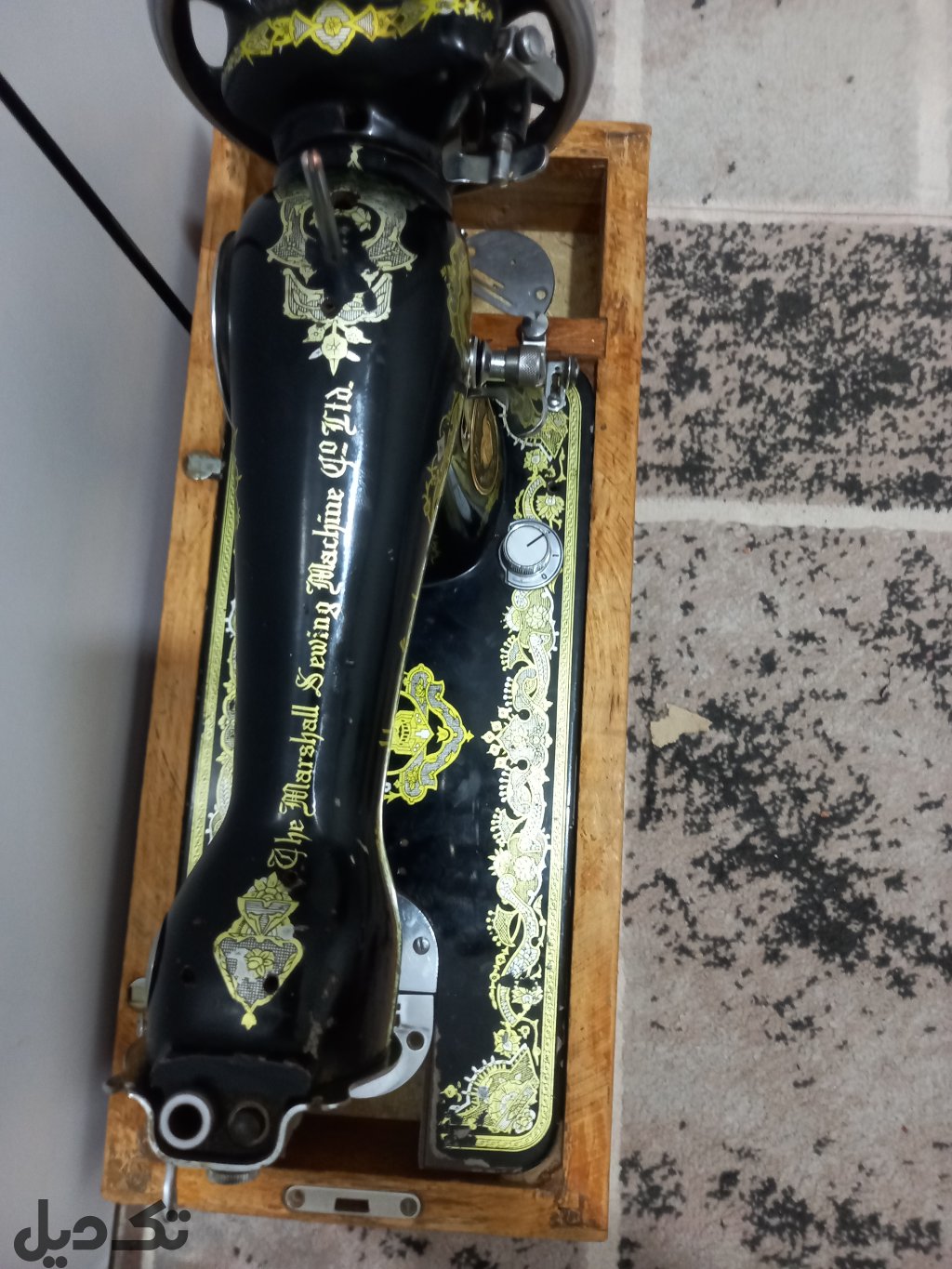 چرخ خیاطی قدیمی