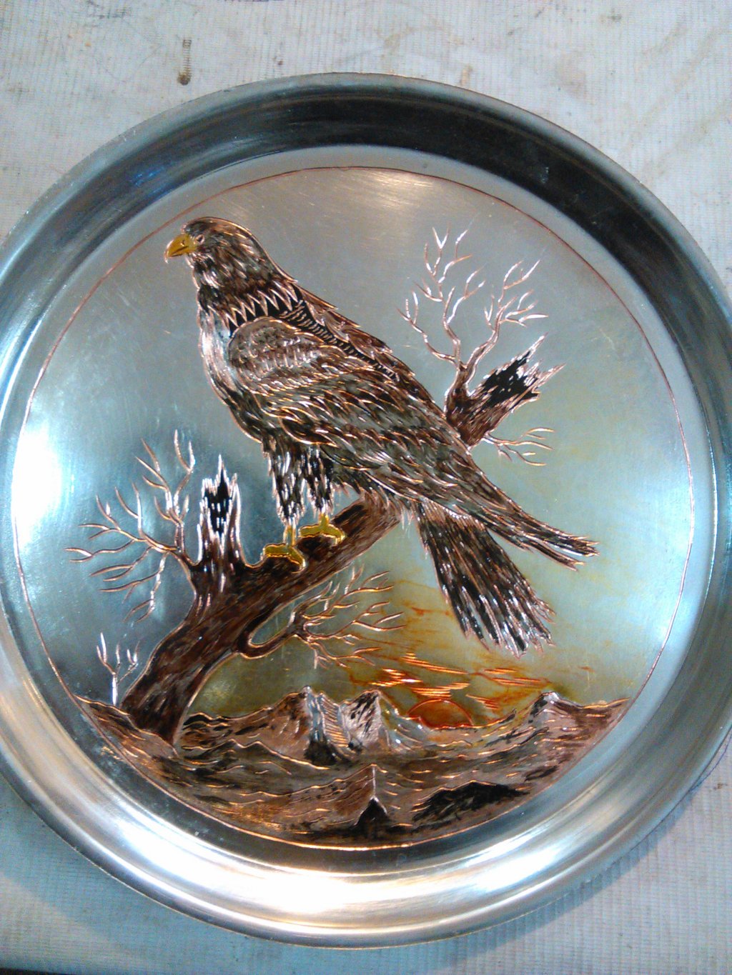 سینی مسی کنده کاری شده