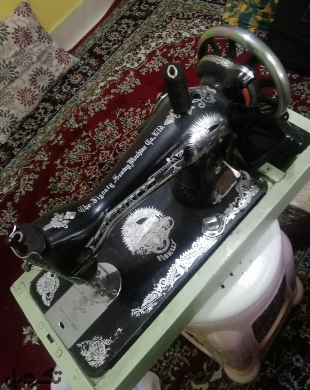 چرخ خیاطی سیگنالی 100 ساله